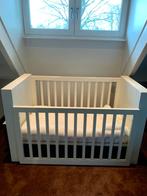 Kinderbedje en kast zware kwaliteit, Kinderen en Baby's, Kinderkamer | Commodes en Kasten, Gebruikt, Ophalen of Verzenden