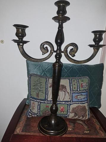 Bronzen Kandelaar voor 3 Kaarsen beschikbaar voor biedingen