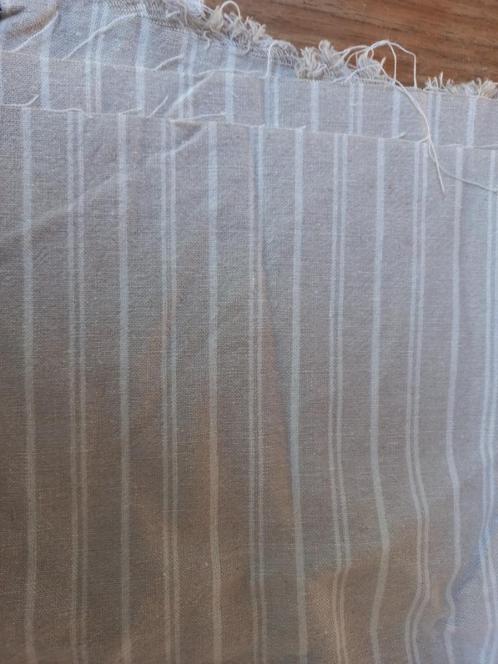 Beige met wit gestreepte soepele lap stof, Hobby en Vrije tijd, Stoffen en Lappen, Nieuw, 30 tot 120 cm, 30 tot 200 cm, Beige