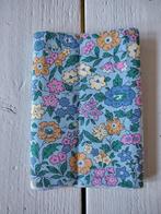 Mooie stofstrook quiltstof - bloem op lichtblauw, Ophalen of Verzenden, Nieuw, Blauw, Katoen