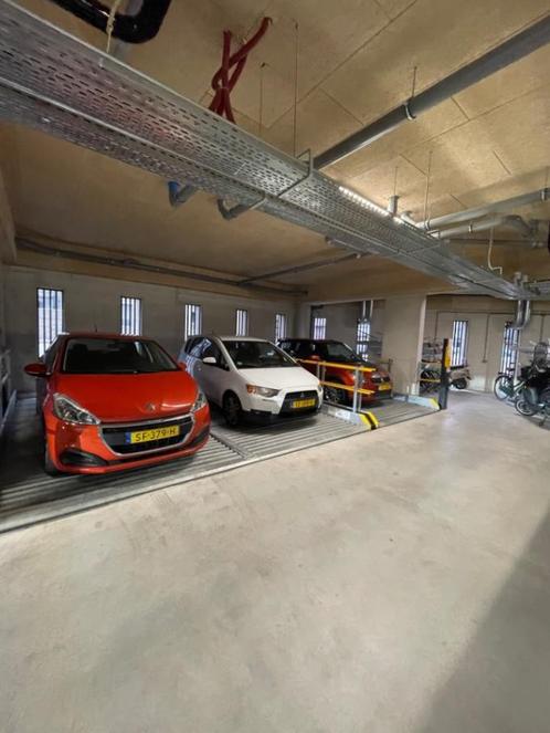 Parkeerplaats te huur Centrum Purmerend, Huizen en Kamers, Garages en Parkeerplaatsen, Amsterdam