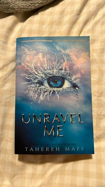 Shatter me serie boek 2!