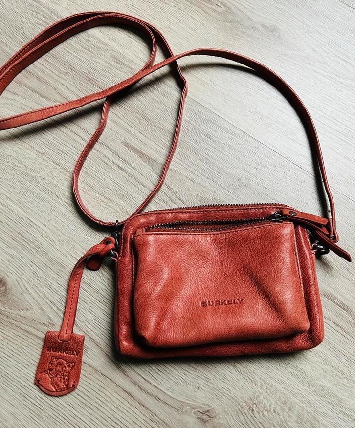 Burkely Antique Avery crossbody tasje Nieuw!!, Sieraden, Tassen en Uiterlijk, Tassen | Schoudertassen, Nieuw, Overige merken, Roze