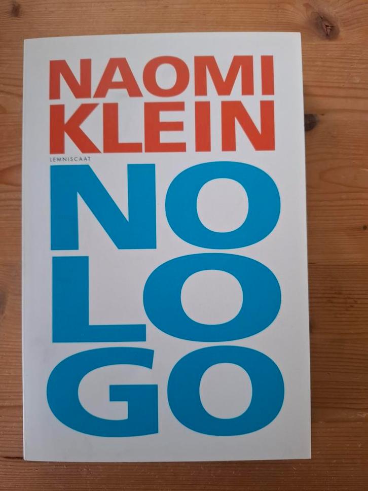 No Logo - Naomi Klein, Boeken, Politiek en Maatschappij, Zo goed als nieuw, Maatschappij en Samenleving, Wereld, Ophalen of Verzenden