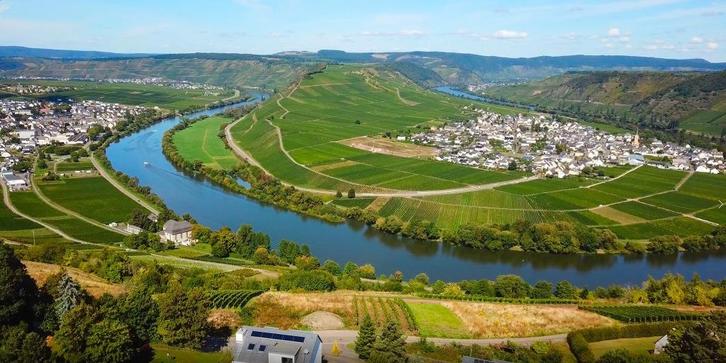 Huis met prachtig panoramisch uitzicht op de Moezel., Huizen en Kamers, Buitenland, Duitsland, Woonhuis, Landelijk