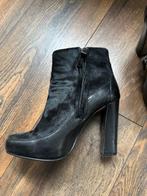 Uterque Laarsjes Ponyhair Leer Maat 36, Kleding | Dames, Ophalen of Verzenden, Zo goed als nieuw, Zwart, Lage of Enkellaarzen