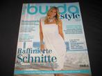 Burda Style, 7/2010: Raffinierte Schnitte, Ophalen of Verzenden, Zo goed als nieuw, Borduren en Naaien