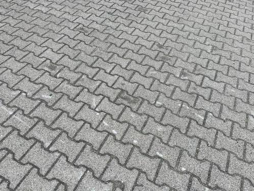 Ca. 3500m² Gebruikte H-Klinkers - 8cm, Grijs, BKK/BSS - Wolz, Tuin en Terras, Tegels en Klinkers, Gebruikt, Klinkers, Beton, 10 m² of meer