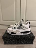 Nike Air Jordan 4 Military Black - Maat 43 - Nieuw, Kleding | Heren, Schoenen, Ophalen of Verzenden, Nieuw, Zwart, Sneakers of Gympen