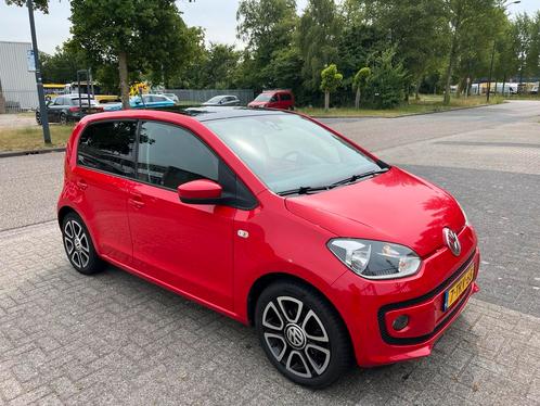 Volkswagen up! 1.0 44KW/60PK 5-DRS 2014 Rood, Auto's, Volkswagen, Particulier, up!, Centrale vergrendeling, Cruise Control, Lichtmetalen velgen
