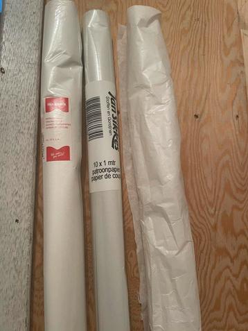 Patroonpapier - 3 Rollen (2 Nieuw, 1 Gebruikt) beschikbaar voor biedingen