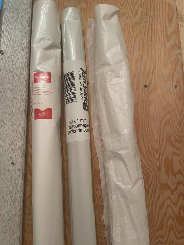 Patroonpapier - 3 Rollen (2 Nieuw, 1 Gebruikt), Hobby en Vrije tijd, Breien en Haken, Gebruikt, Breien of Haken, Patroon of Boek