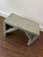 Oude Houten Keukenhulpje / Opstapje, Huis en Inrichting, Krukjes, Ophalen of Verzenden, Gebruikt, Hout