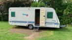 Adria B502UP met Mover & Voortent!, Caravans en Kamperen, Caravans, Omvormbare zithoek, 750 - 1000 kg, Particulier, Adria