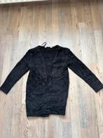 Zacht fluffy vest maat 128 zwart, Ophalen, Zo goed als nieuw, Meisje, Trui of Vest