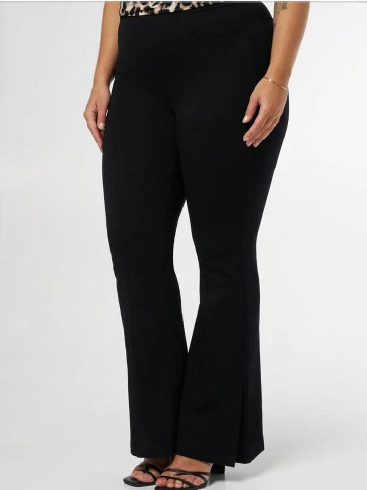 Broek zwart flair tregging Maat 44 nieuw met kaartje, Kleding | Dames, Broeken en Pantalons, Nieuw, Maat 42/44 (L), Zwart, Lang