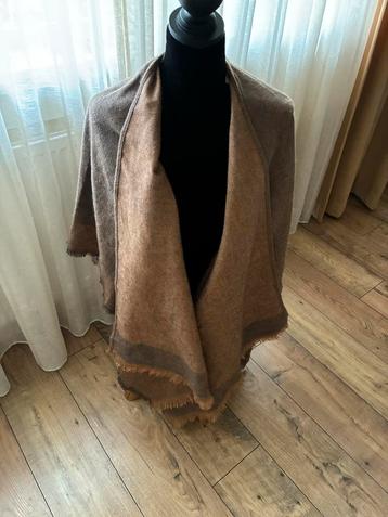 Esprit grote heerlijke warme omslagdoek sjaal bruintinten beschikbaar voor biedingen