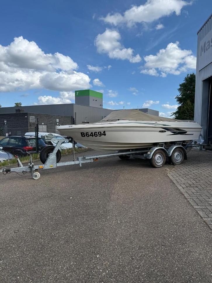 sea ray bowrider 180, Watersport en Boten, Speedboten, Zo goed als nieuw, 3 tot 6 meter, Benzine, 120 tot 200 pk, Polyester, Binnenboordmotor