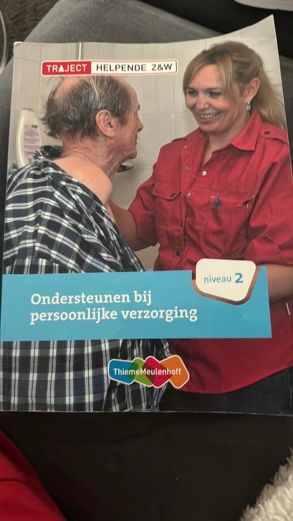 Helpende zorg welzijn, Boeken, Ophalen, Beta, Zo goed als nieuw, MBO