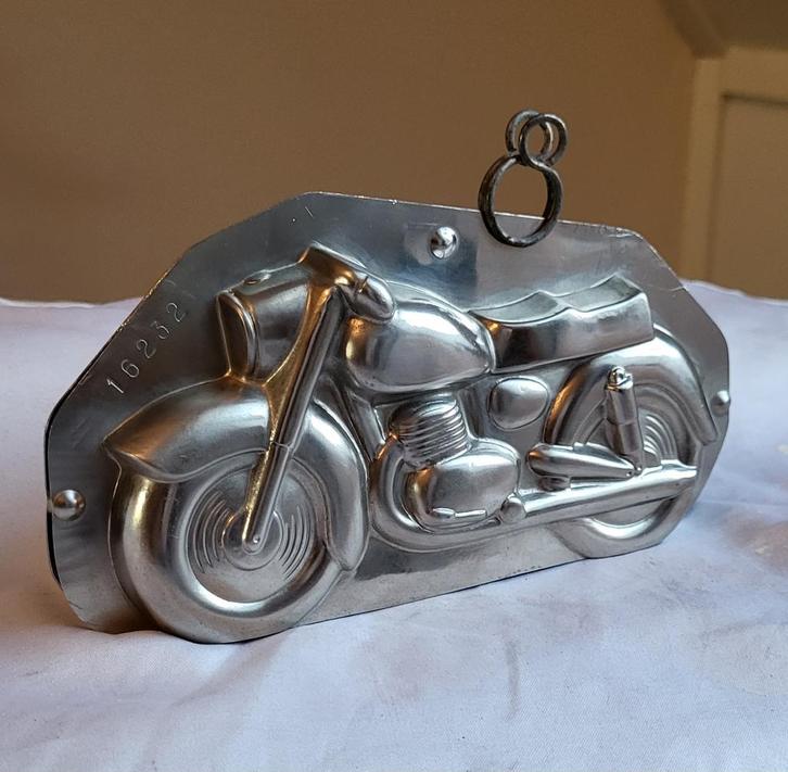 Prachtige chocoladevorm: MOTOR (niet vaak aangeboden), Antiek en Kunst, Curiosa en Brocante, Ophalen of Verzenden