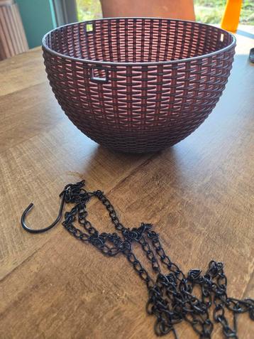 Hangpot  beschikbaar voor biedingen