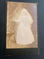 cdv carte de visite eerste communie meisje zwart  26, Foto, Ophalen of Verzenden, Zo goed als nieuw, Voor 1940