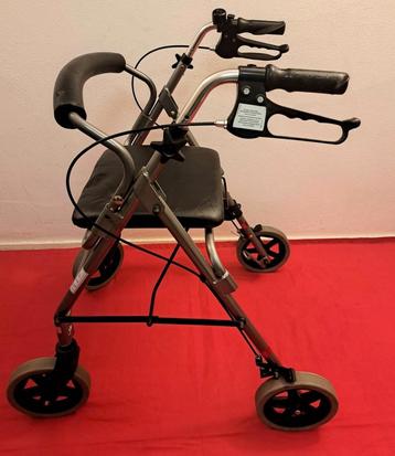CHK Rollator Elephantje Opvouwbaar
Lichtgewicht zachte  beschikbaar voor biedingen