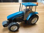 Britains Ford New Holland 8560 tractor, Hobby en Vrije tijd, Modelauto's | 1:32, Ophalen of Verzenden, Gebruikt, Tractor of Landbouw