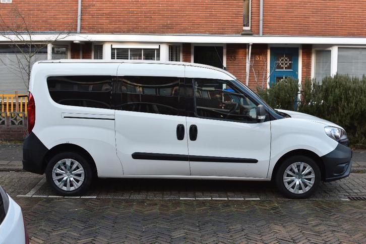 Fiat Doblo Cargo Maxi 1.4 95pk Benzine (L2h1) 2018 Wit, Auto's, Bestelauto's, Particulier, Android Auto, Apple Carplay, Bluetooth