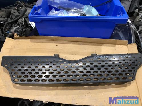 Toyota Yaris VERSO Grille 5311152050 5311152060, Auto-onderdelen, Overige Auto-onderdelen, Toyota, Gebruikt, Ophalen of Verzenden