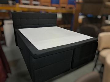 2 persoon bed beschikbaar voor biedingen