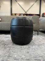 Nieuw Design on Stock Barrell 45 Poef Cera Caviar Hocker, Rond, Ophalen of Verzenden, Leolux Harvink Jori Rolf Benz Pode Artifort Eyye Montis