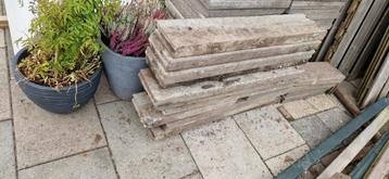 Stoepbanden gratis op te halen beschikbaar voor biedingen