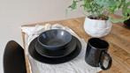 Dinerset - dinerborden, ontbijtborden, kommen, mokken., Ophalen, Gebruikt, Bord(en), Effen