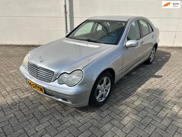 Mercedes-Benz C-klasse 180 Elegance Airco , Cruise Controle  beschikbaar voor biedingen