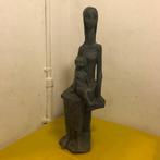 Sculptuur van 'Moeder met kind', Antiek en Kunst, Kunst | Overige Kunst, Ophalen of Verzenden