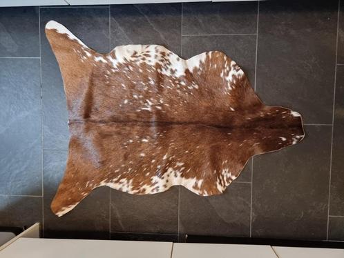 Geitenhuid kleedje schapenhuid tapijt fur, Huis en Inrichting, Stoffering | Tapijten en Kleden, Nieuw, Rechthoekig, Wit, Crème