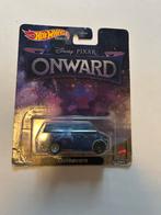 Hot Wheels Premium Disney Pixar Onward Guinevere Bus, Ophalen, Nieuw, Overige merken
