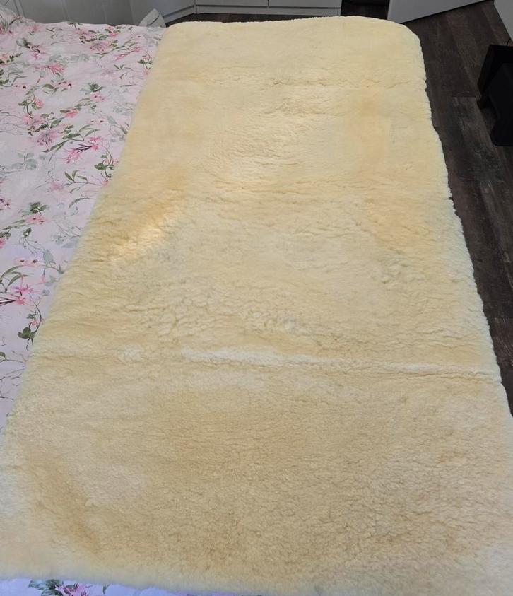 Skeepe texels  medicinaal schapenvacht voor matras nieuw!!, Sport en Fitness, Gezondheidsproducten en Wellness, Zo goed als nieuw