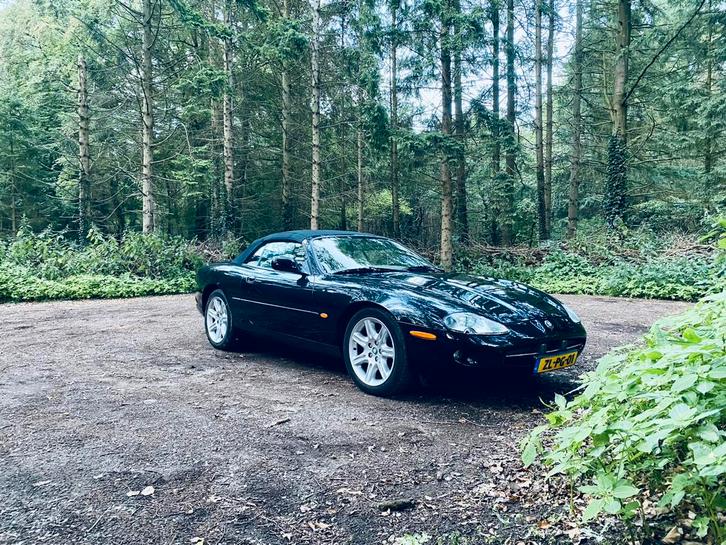 Jaguar XK 4.0 Convertible 1997 Zwart, Auto's, Jaguar, Particulier, XK, ABS, Airbags, Airconditioning, Alarm, Bluetooth, Boordcomputer
