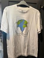 Kaws Uniqlo peace for all tshirt, Kleding | Heren, T-shirts, Verzenden, Zo goed als nieuw, Maat 46 (S) of kleiner, Wit