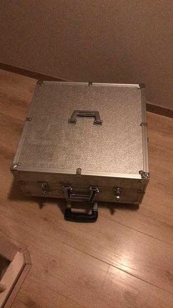 Transportkoffer met wieltjes  beschikbaar voor biedingen