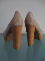 GRATIS VERZENDEN | NIEUWE beige pumps 38, Kleding | Dames, Schoenen, Verzenden, Beige, Nieuw, Schoenen met hoge hakken