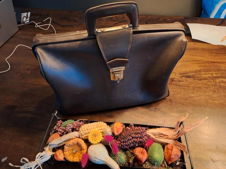 Vintage Dokterstas Bruin Leer, Sieraden, Tassen en Uiterlijk, Tassen | Reistassen en Weekendtassen, Gebruikt, Bruin, 40 tot 60 cm