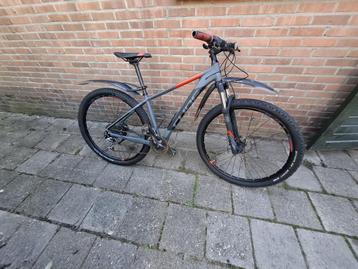 29 inch Mountainbike, 27 versnellingen beschikbaar voor biedingen