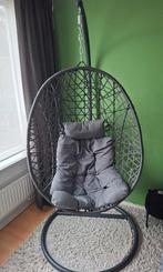 Hangstoel, Ophalen, Zo goed als nieuw