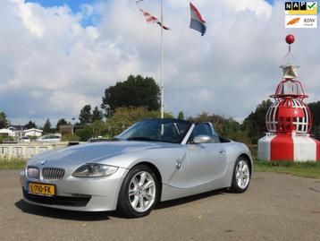 BMW Z4 Roadster 2.5si *Zeer nette auto ! *6cylinder *Msport beschikbaar voor biedingen