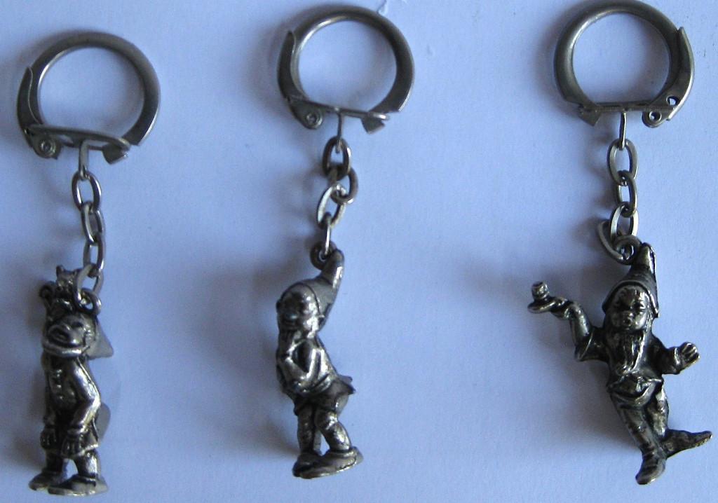 Efteling 3 Metalen Kabouter Sleutelhangers Jaren 60, Verzenden, Zo goed als nieuw, Beeldje of Poppetje