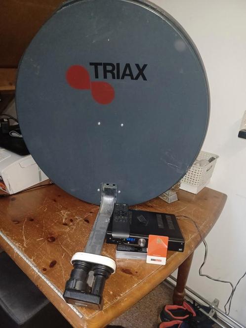 Tekoop satelliet tv schotel, Audio, Tv en Foto, Schotelantennes, Ophalen of Verzenden