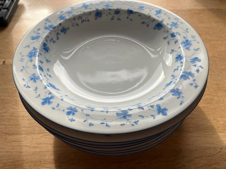 Arzberg Blaublüten Soepborden - 7 stuks, Huis en Inrichting, Keuken | Servies, Zo goed als nieuw, Bord(en), Overige stijlen, Porselein